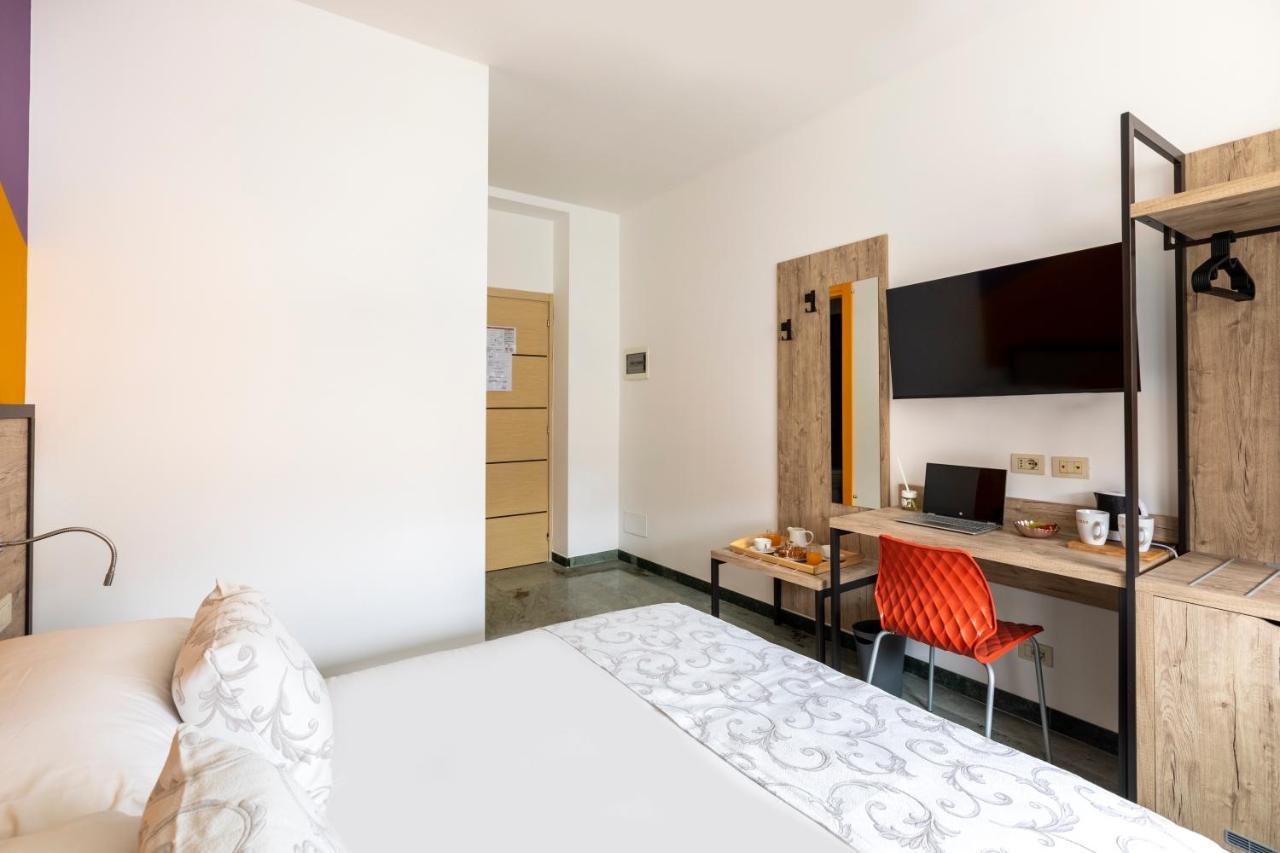 La Riviere Guesthouse Trastevere Rome Exterior photo