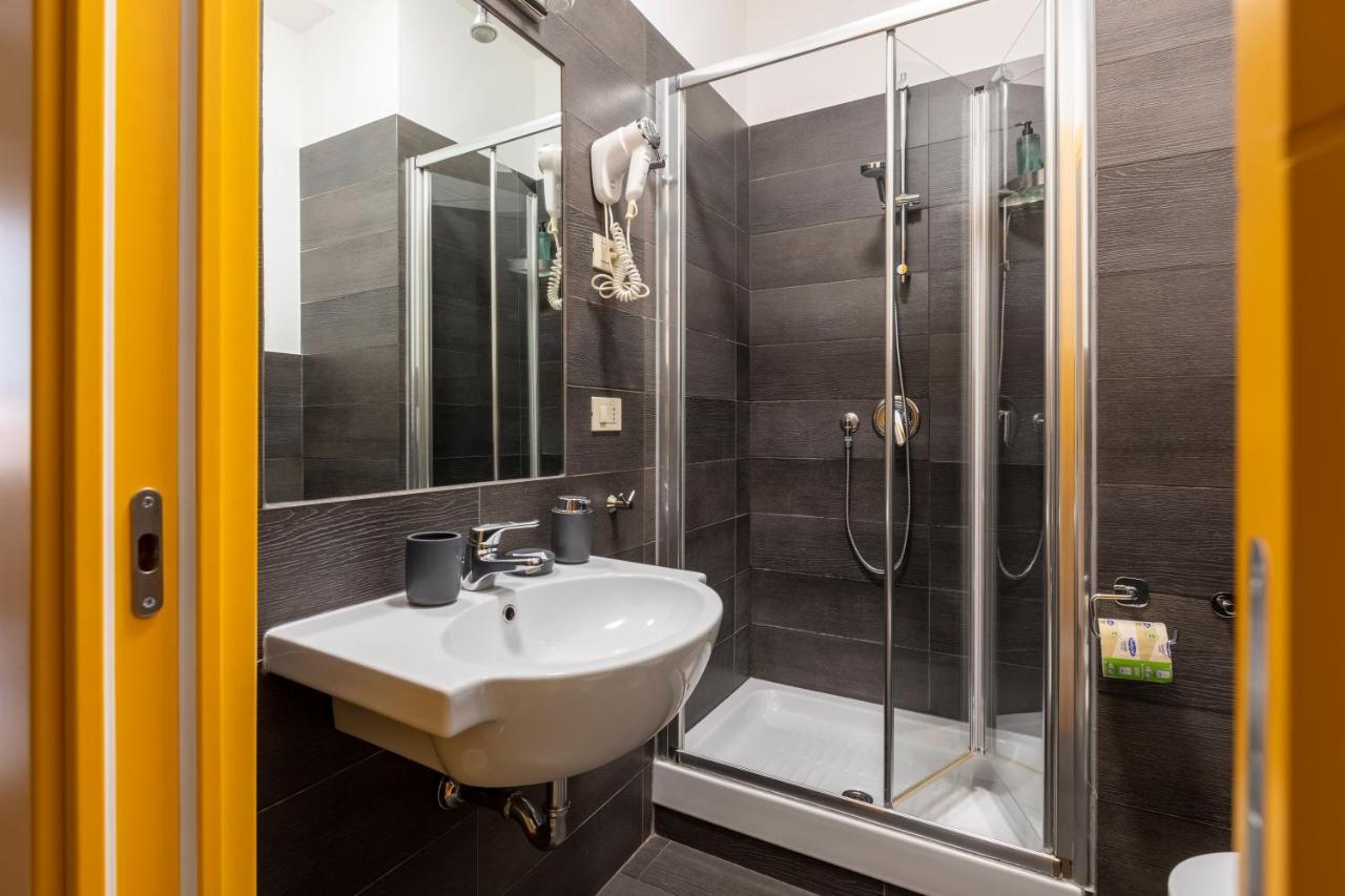La Riviere Guesthouse Trastevere Rome Exterior photo